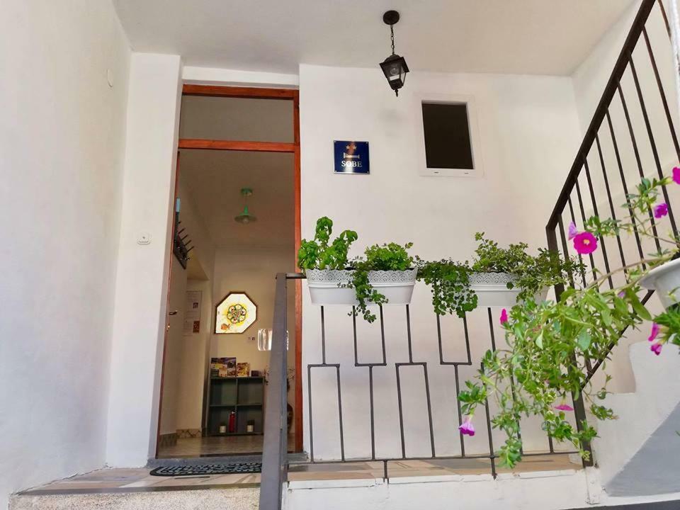Puntin Rooms Sobe Корчула Екстер'єр фото